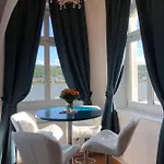 Sturm Apartment *